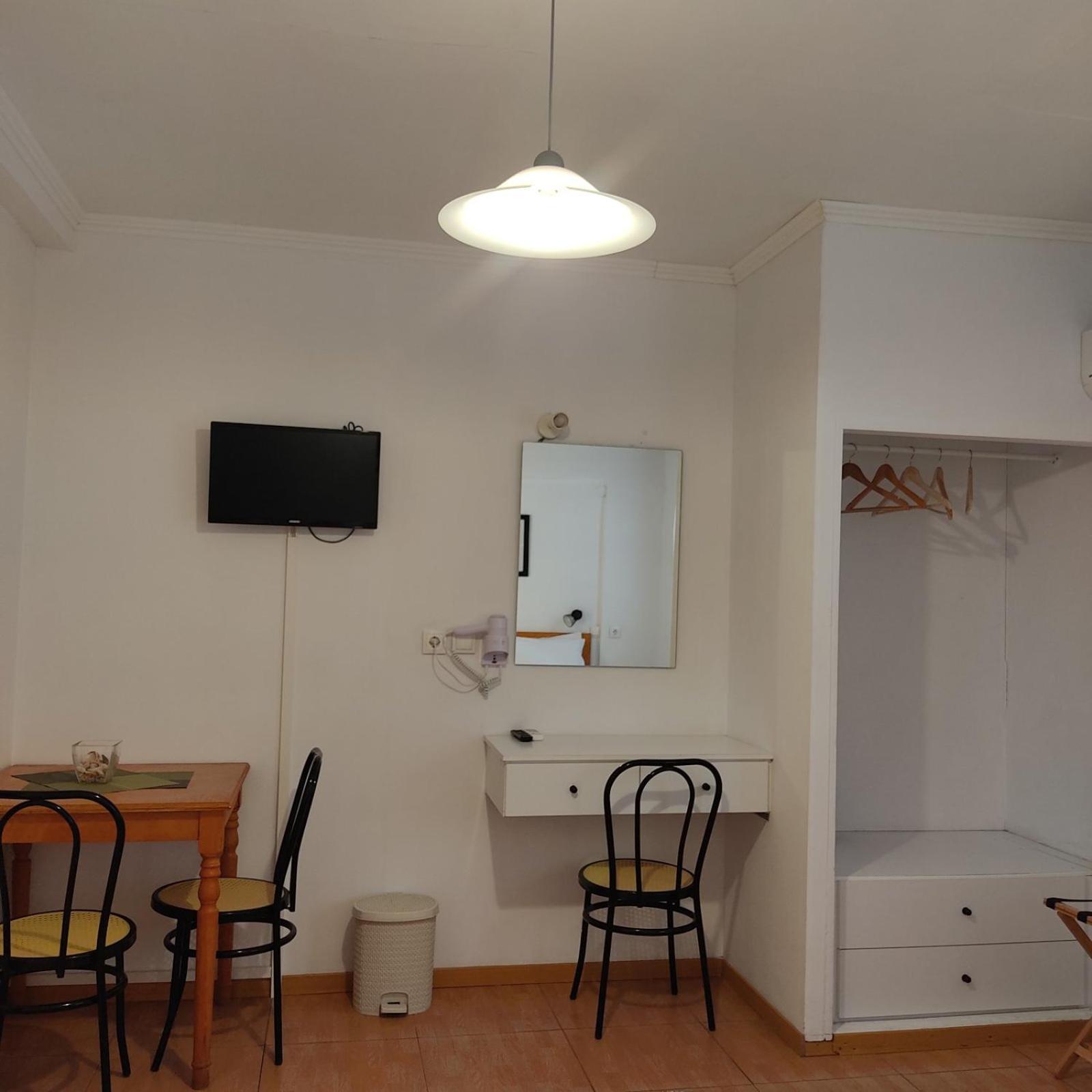 Anastasia Hotel Đảo Sými Ngoại thất bức ảnh