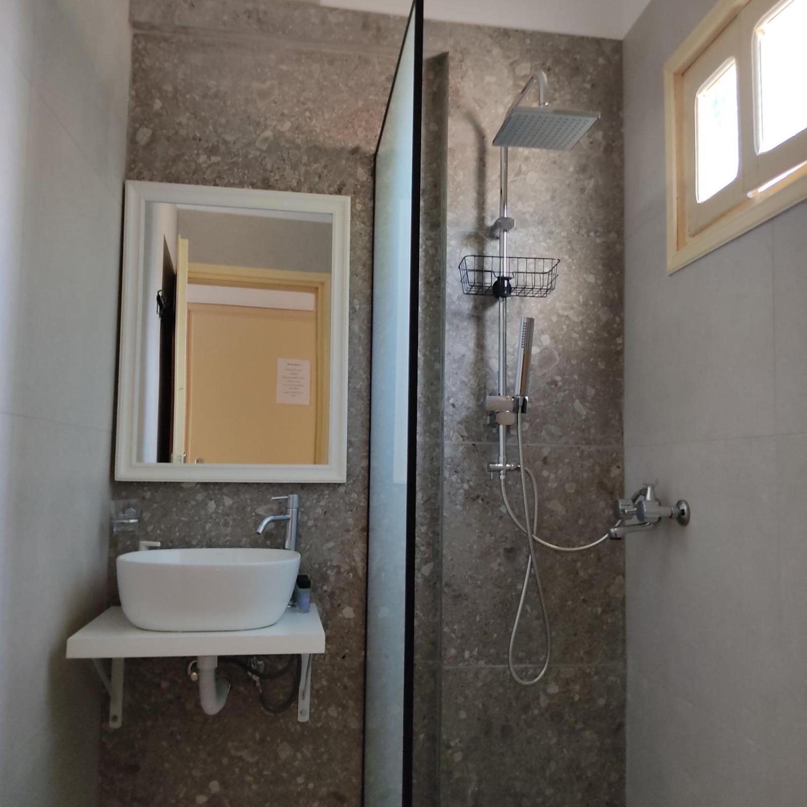 Anastasia Hotel Đảo Sými Ngoại thất bức ảnh